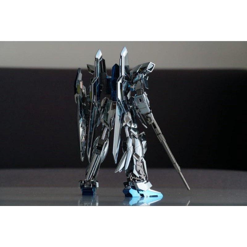 Mô hình lắp ráp HGUC Delta Plus Metallic Ver 2nd