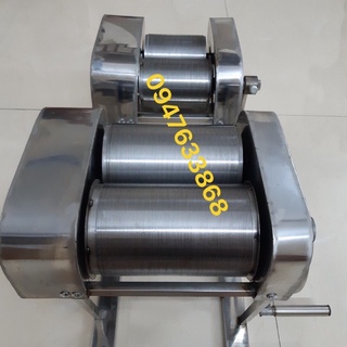 Máy cán -cắt Bì ( da heo ) tay inox