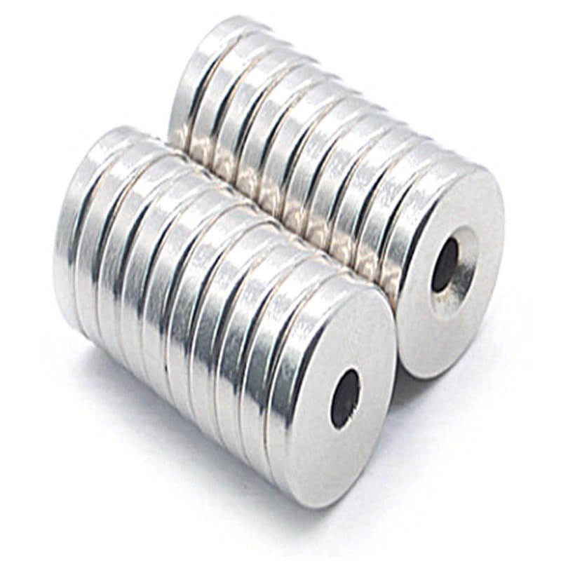 Nam Châm Tròn 20x3 M5 lổ 5mm đường kính 20mm