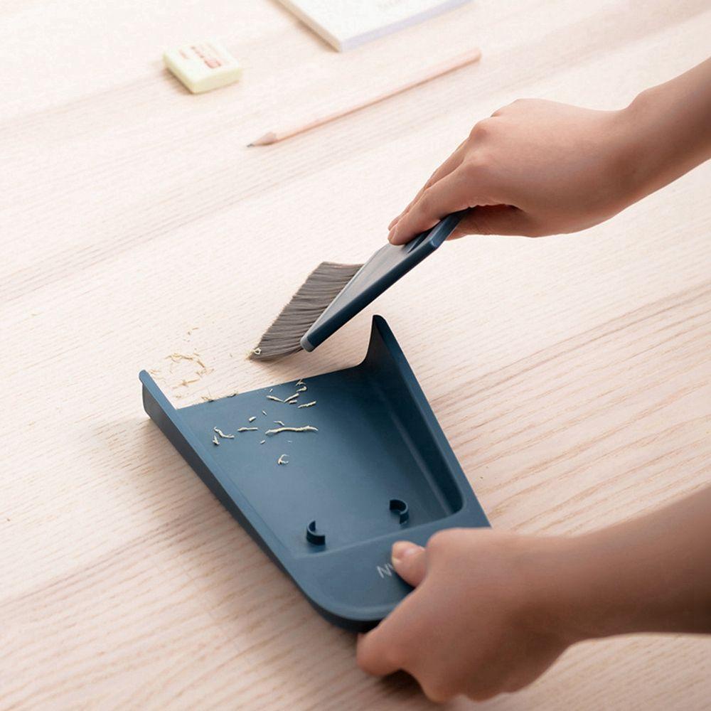 Bộ Chổi Và Đồ Hốt Rác Lông Mềm Dùng Trong Nhà Bếp