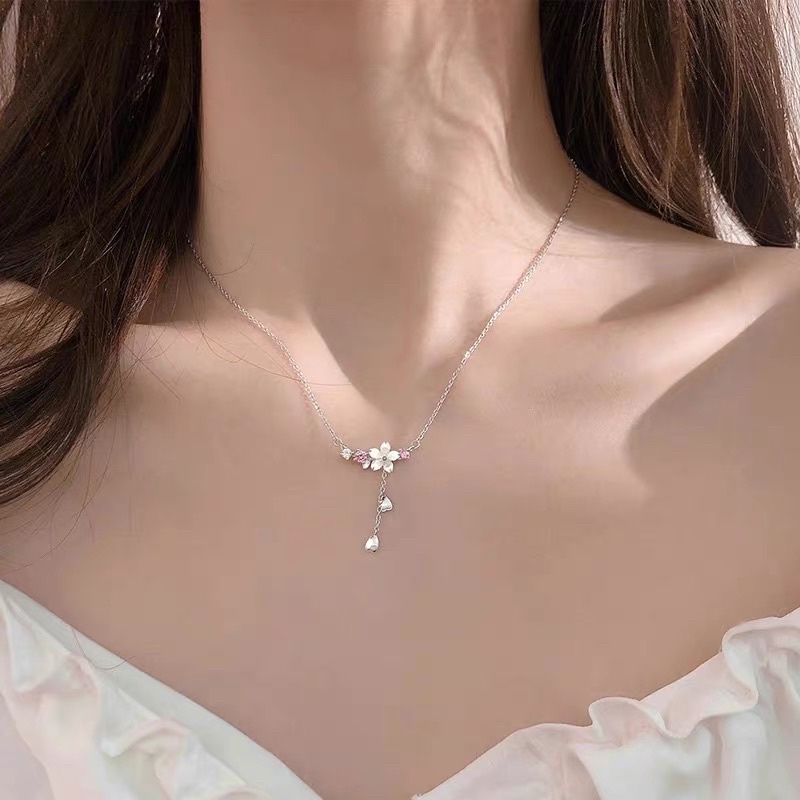 Dây chuyền,bông tai hoa đá hồng dễ thương