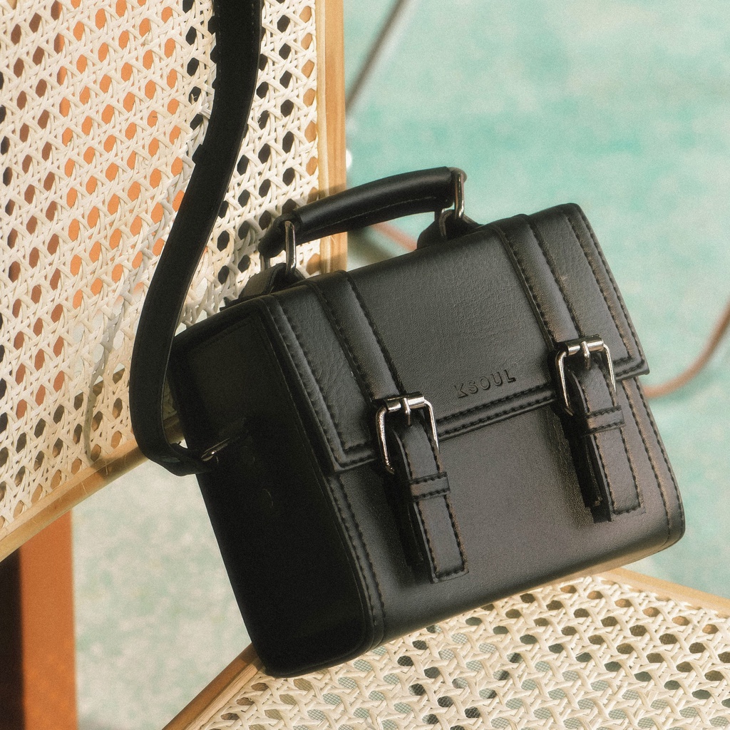 KSOUL Túi Đeo Chéo Old School Bag Size S Màu Đen Da PU