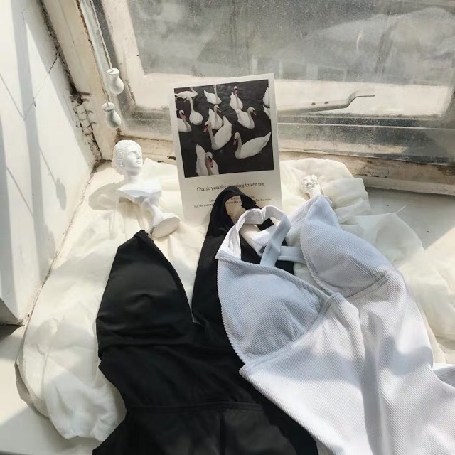 Bikini 1 mảnh vải gân thun