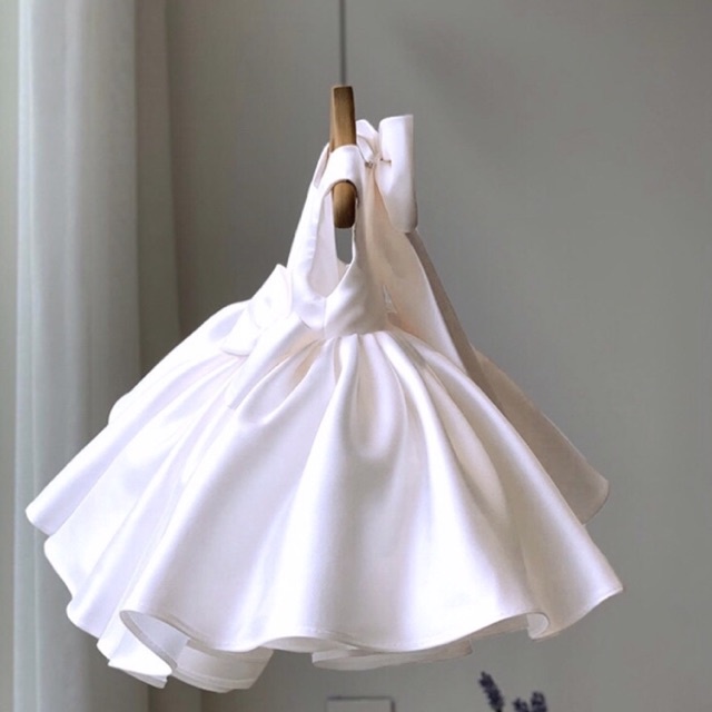 Đầm Công Chúa Cao Cấp TiNa’s House: Phối Nơ Lớn Trước vs Sau, Chân Váy Nhiều Lớp Phồng Xoè… Cho Bé Từ 03-10Tuổi.