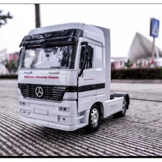 Xe mô hình đầu kéo Mercedes-Benz Actros 1857 hợp kim 1:32