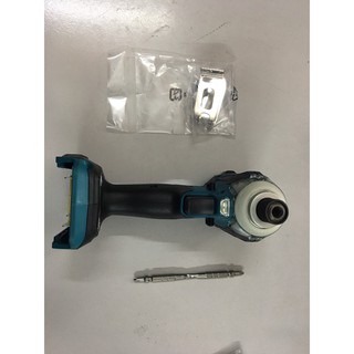 Máy vặn vít dùng pin Makita DTD170Z