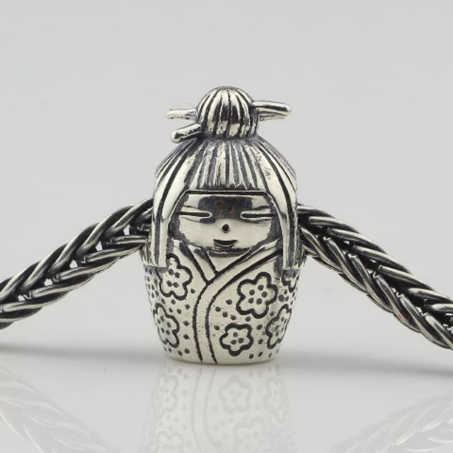 Hạt charm cô gái Nhật búi tóc bạc 925 (vừa tất cả các vòng tay)