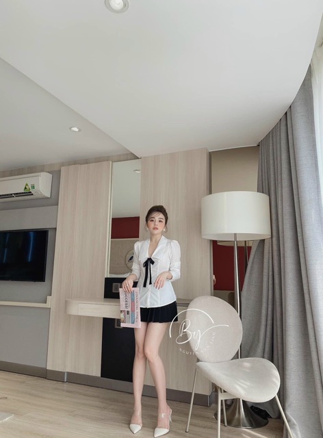 SET AO SƠ MI CÔ NƠ + CHÂN VÁY