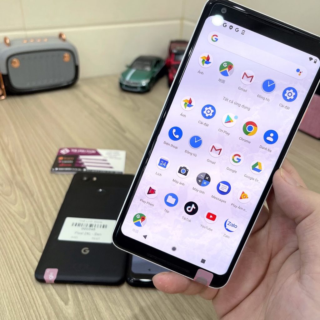 Điện thoại Google Pixel 2 XL - Snap 835 4G Màn 2K