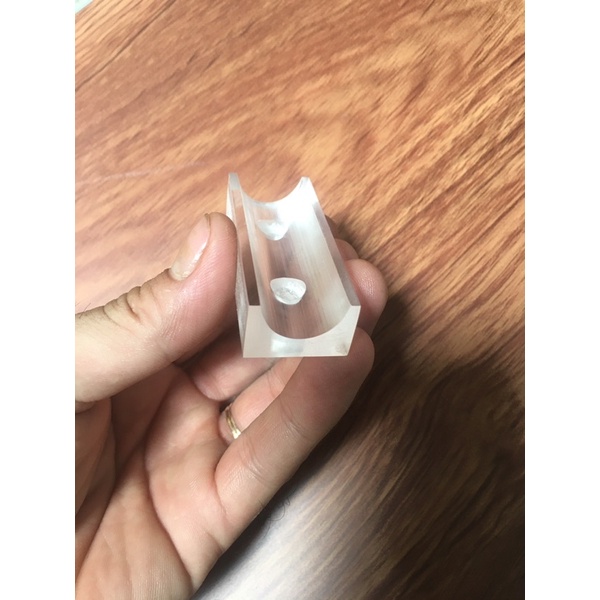 Đế giữ pin cho anh em gọt đít pin