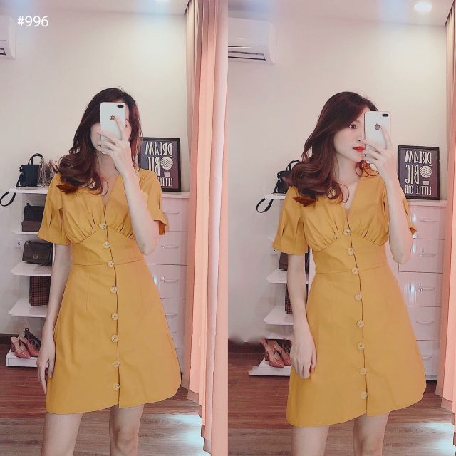Đầm cổ v đúp ngực đính nút to (có ảnh thật)