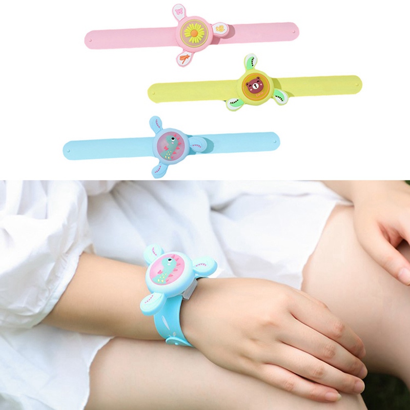 Vòng Đeo Tay Chống Muỗi Có Khóa Xoay Dạ Quang Họa Tiết Hoạt Hình | BigBuy360 - bigbuy360.vn