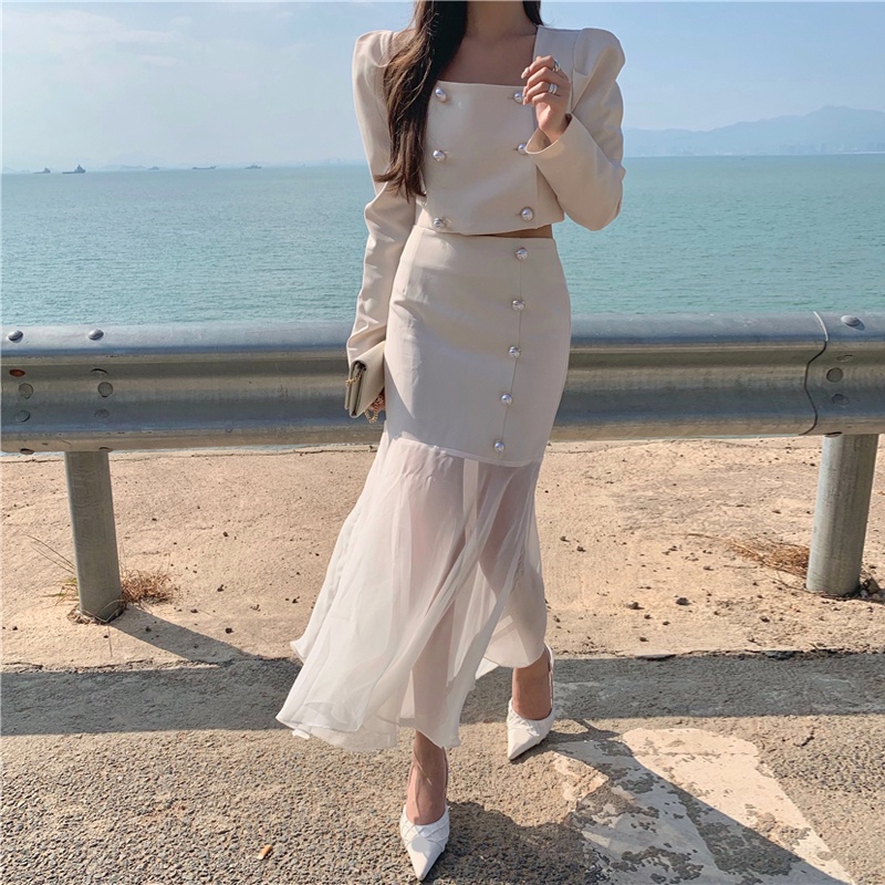 Set áo croptop cổ vuông phối váy dài tà voan nữ tính sang chảnh (hình thật trải sàn)