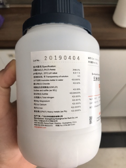 Sodium thiosulfate pentahydrate 10102-17-7 Na2S2O3 .5H2O lọ 500g
