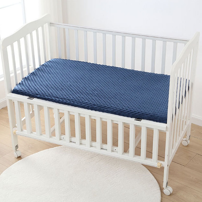 Tã Vải Lông Chồn Giữ Giấc Ngủ Thoải Mái Cho Bé Không Mùi