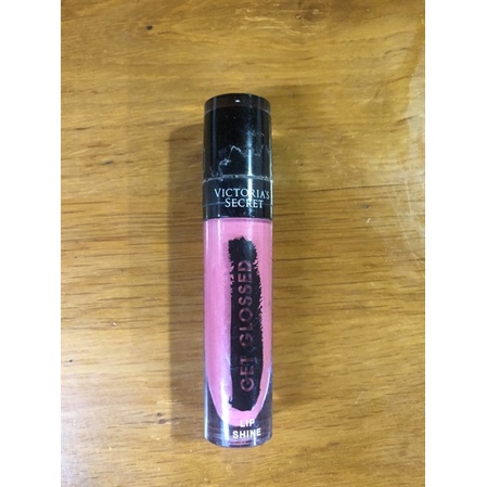 Son bóng Victoria Secret Get Glossed - Stolen Kiss (Mỹ)