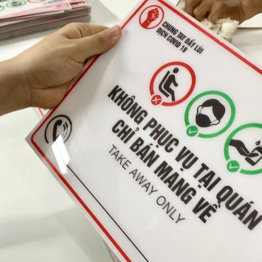 Biển Báo Không Phục Vụ Tại Quán Chỉ Bán Mang Về - Decal Dán Tường, Dán Kính - Tem Decal Cảnh Báo - Sticker Trang Trí