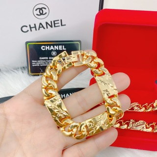 Lắc vuông nam chạm máy mạ vàng sáng đẹp