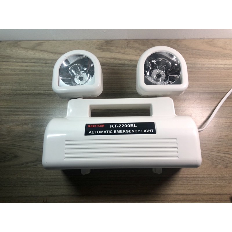 Đèn Sạc Khẩn Cấp Kentom KT 2200 ánh sáng vàng