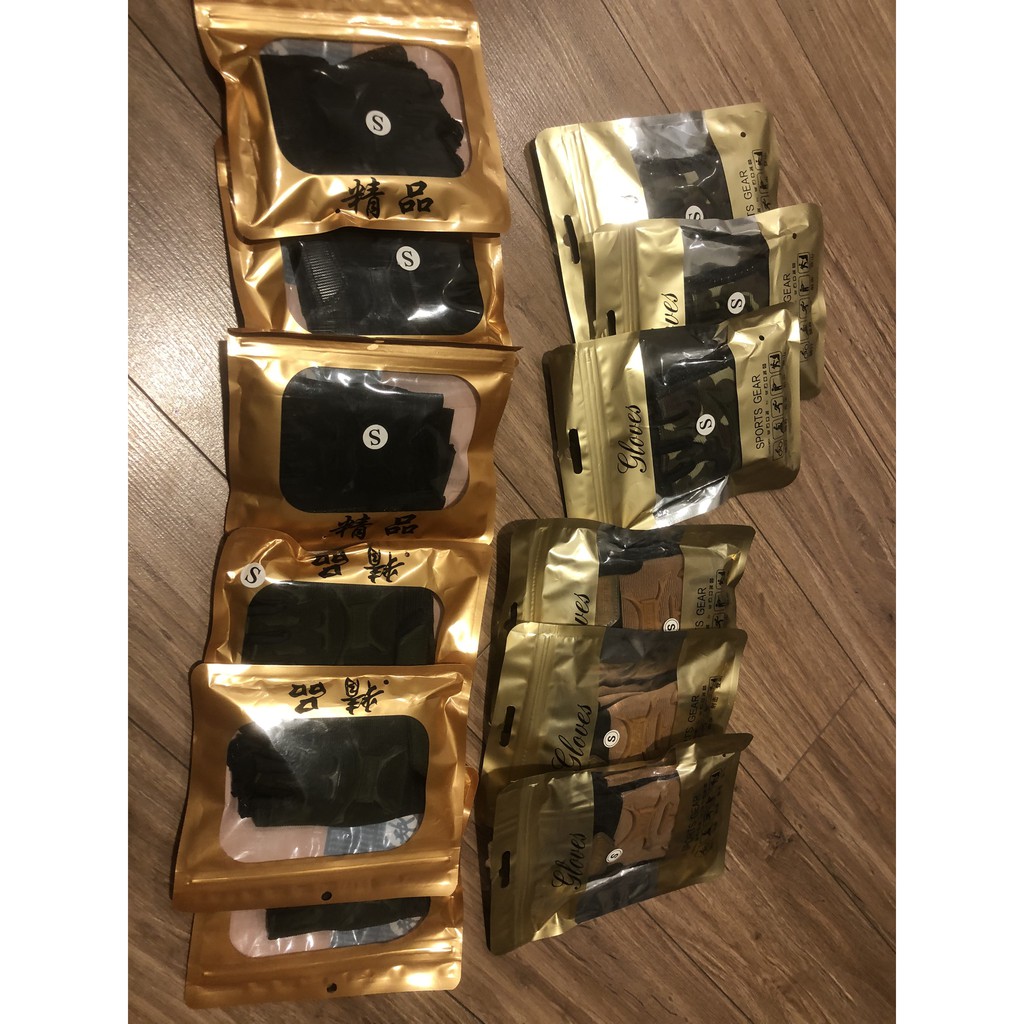 GĂNG TAY HỞ NGÓN GEAR CHO BÉ TỪ 2.5 ĐẾN 4 TUỔI