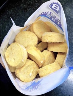 Đậu hủ phô mai EB và Sanwich cá EB (nhập khẩu malaysia)