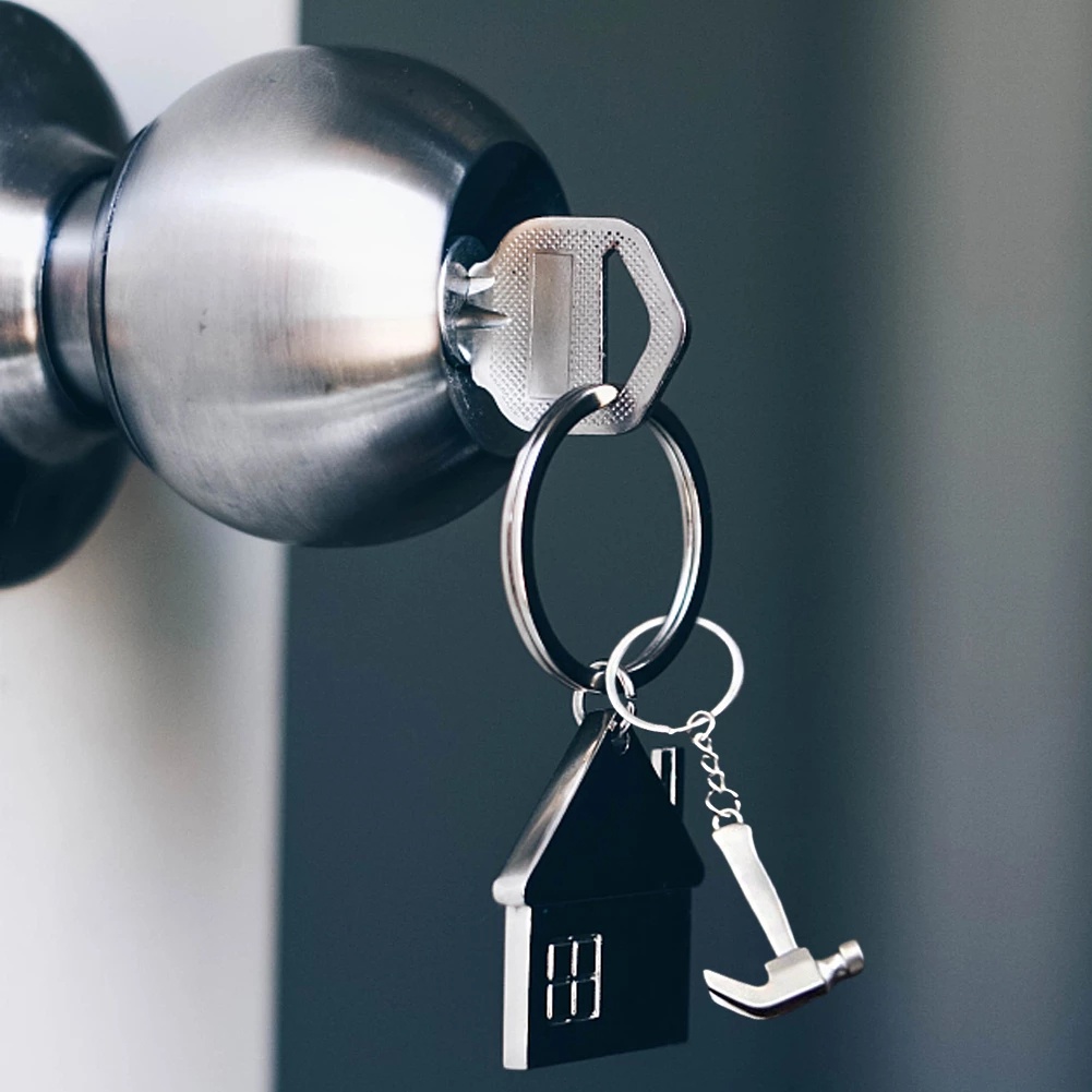 Móc Khóa Hình Cờ Lê Mini Bằng Kim Loại Đa Năng Sáng Tạo