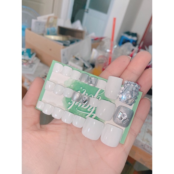 A125 bộ 24 móng chân giả màu trắng đính đá kèm keo dũa