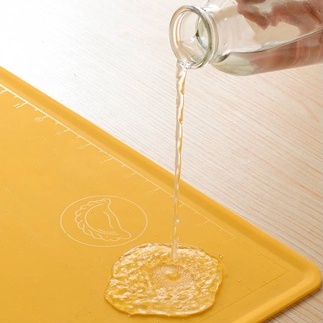 Thảm nhào bột chống dính làm bánh Silicone 3 món làm bánh gồm tấm nhào bột, thảm cán bột, cây cán bột, cắt chia bột