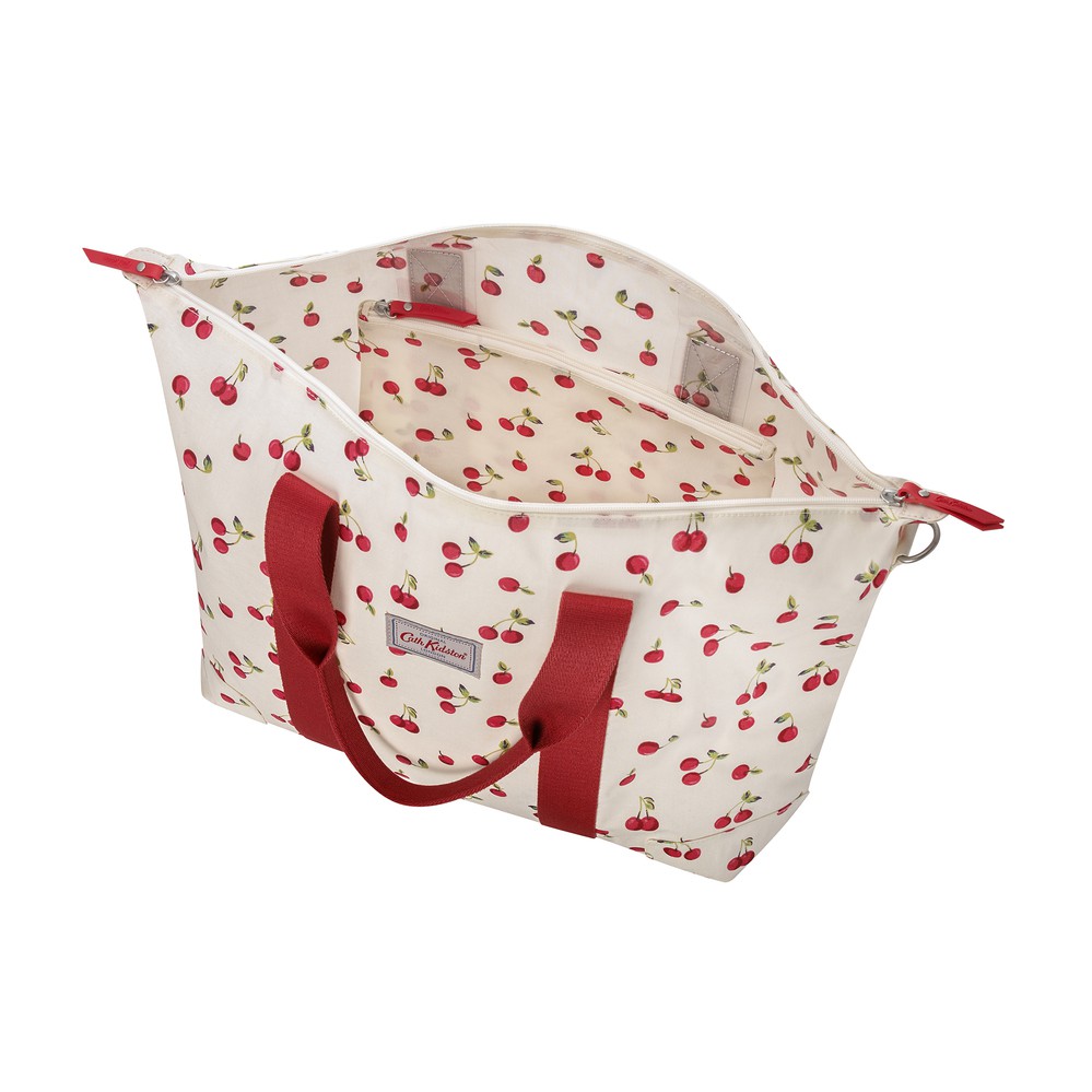 Cath Kidston - Túi du lịch Foldaway Overnight Bag Cherries - 1002492 - Ivory