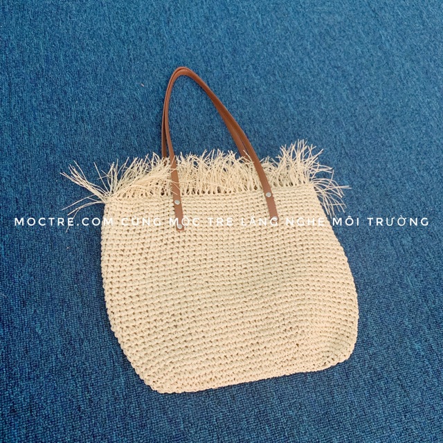 Hành Trình Biến Đổi - Tre Và Lá Buông