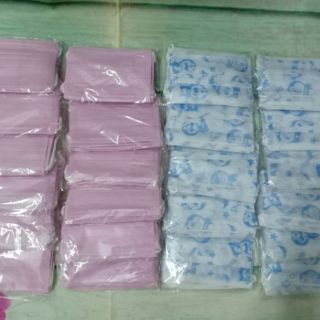 Hộp 50 chiếc khẩu trang trẻ em
