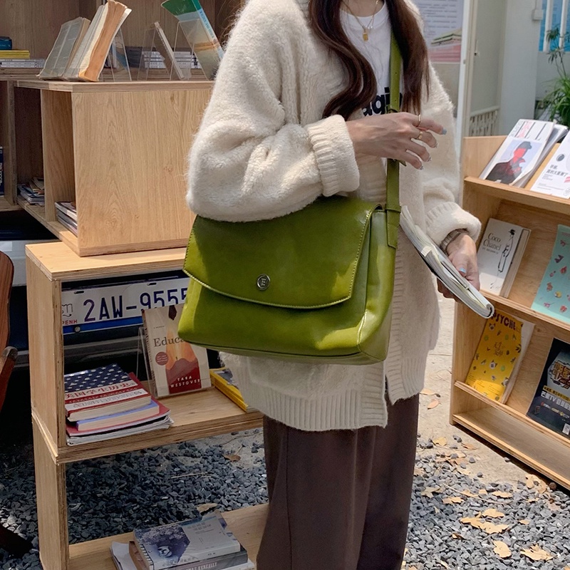 Túi đeo chéo IELGY kích thước lớn phong cách retro thời trang đơn giản dành cho nữ