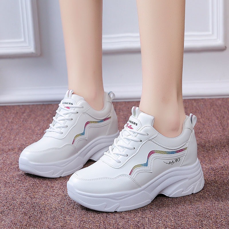 [Mã FAGREEN245 giảm 10% tối đa 30k đơn từ 99k] Giày thể thao nữ độn đế siêu cao viền màu OKAA | BigBuy360 - bigbuy360.vn