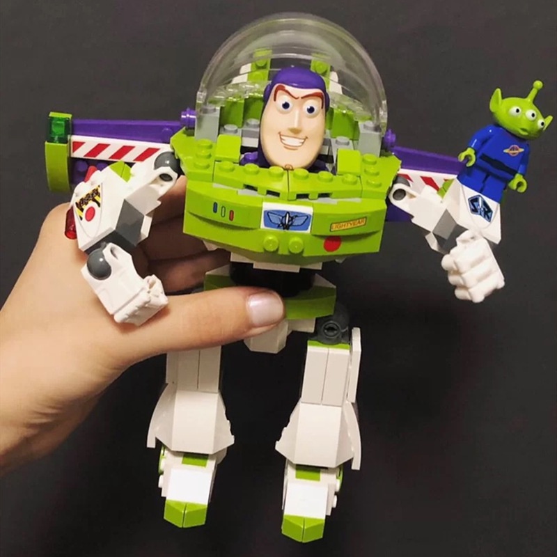 Đồ Chơi Lắp Ráp Kiểu Lego Phi Hành Gia Buzz LightYear ToysStory model 9060 Với 243 Mảnh Ghép
