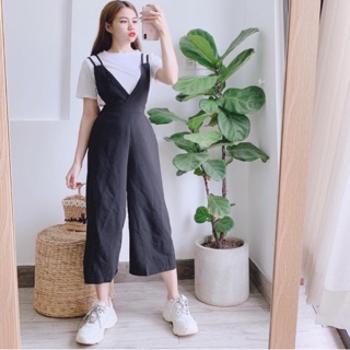 Quần yếm đen ống suông phối đồ cực xinh