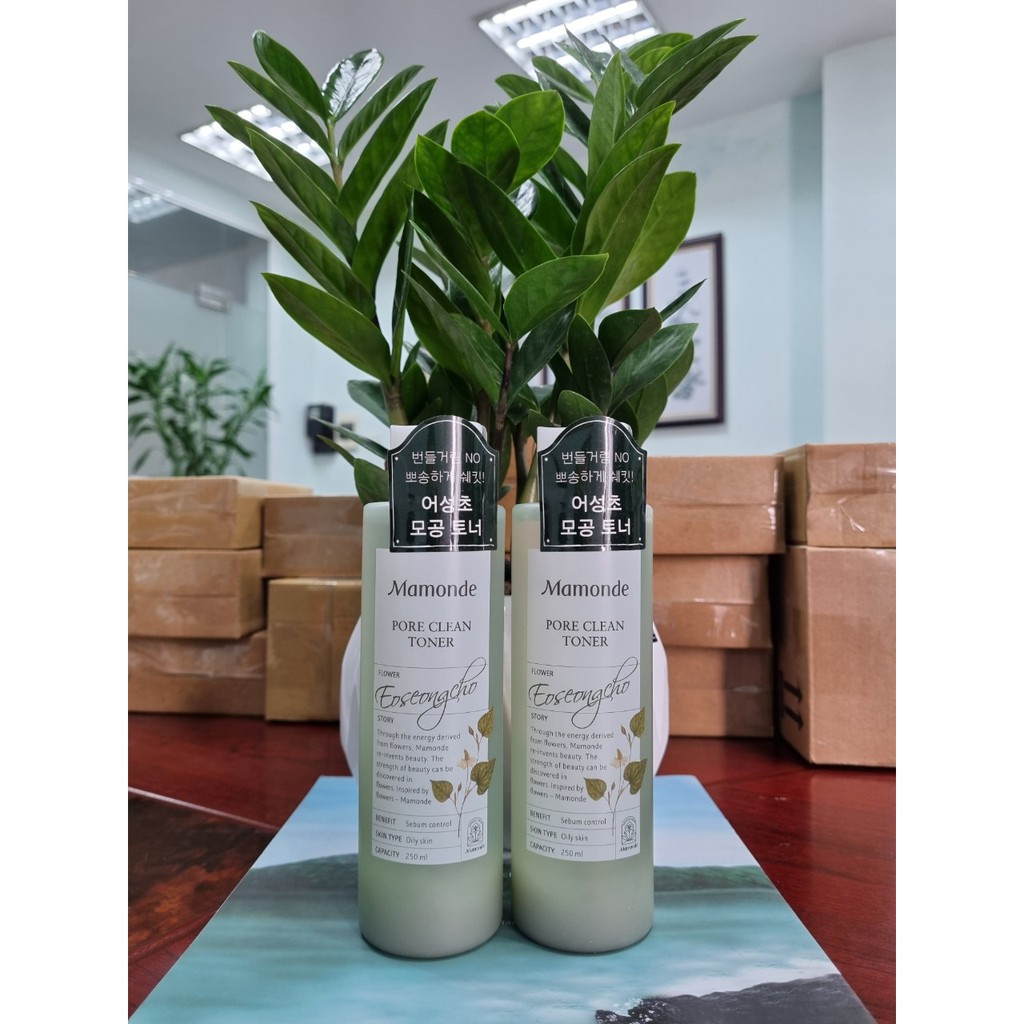 Nước hoa hồng Mamonde Diếp cá, làm sạch dầu nhờn và ngăn ngừa mụn 250ml