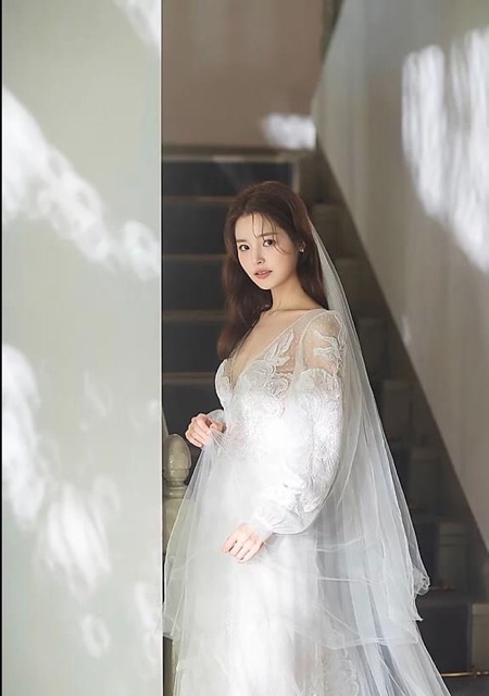 Voan cài đầu , lúp cô dâu