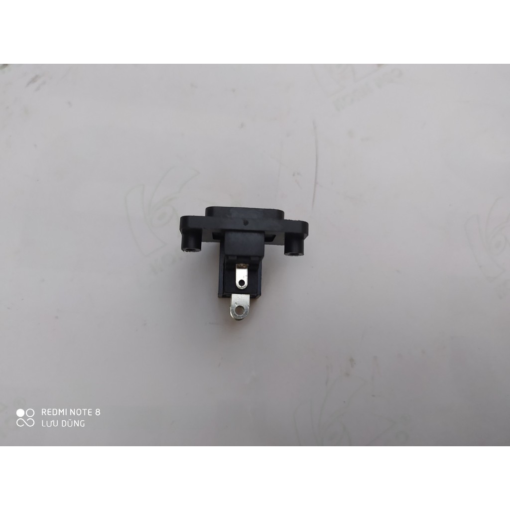 Chân cắm sạc xe ô tô xe máy điện trẻ em