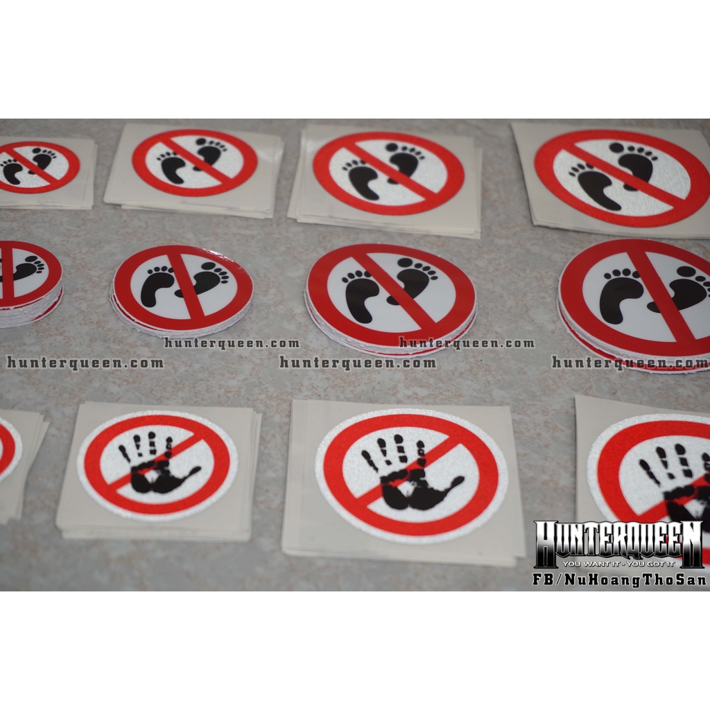 Logo cấm đạp, giẫm chân, không đạp, chạm tay, cấm đụng vào. Stop hand, No foot step. Decal chống nước, không bay màu