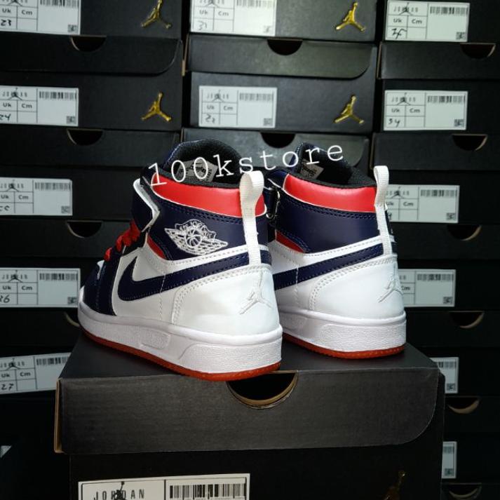 An toàn⭐ Giày thể thao Nike Jordan màu đỏ thời trang cho bé size 19-35