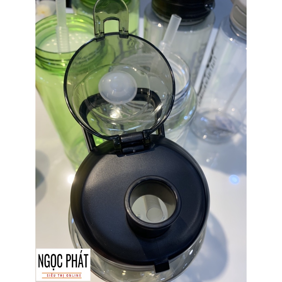 BÌNH NƯỚC THỂ THAO DUNG TÍCH 1.8L, CÓ NẮP LẬT, ỐNG HÚT AN TOÀN TIỆN LỢI