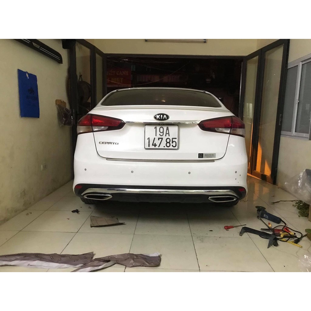 Líp Chia Pô Cerato 2016 - 2018 Mẫu Mercedes - Độ Líp Pô Kia Cerato 2016 2017 2018