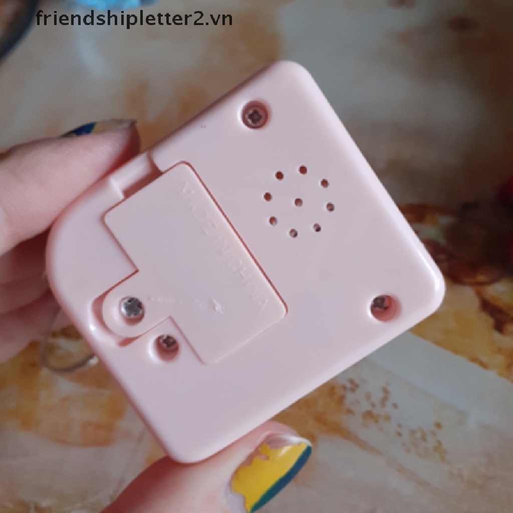 Máy Chơi Game Mini Cổ Điển Kèm Chìa Khóa