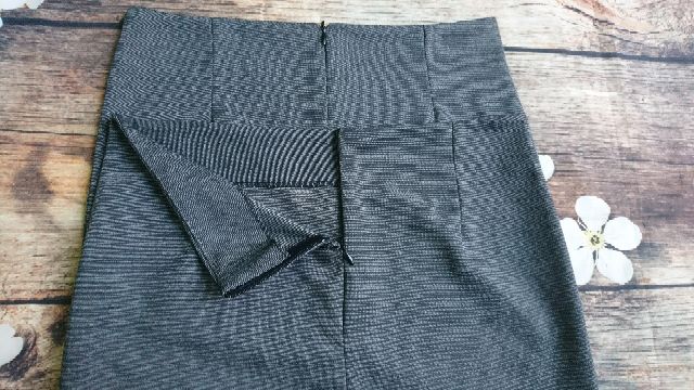 Chân váy màu ghi xám | BigBuy360 - bigbuy360.vn