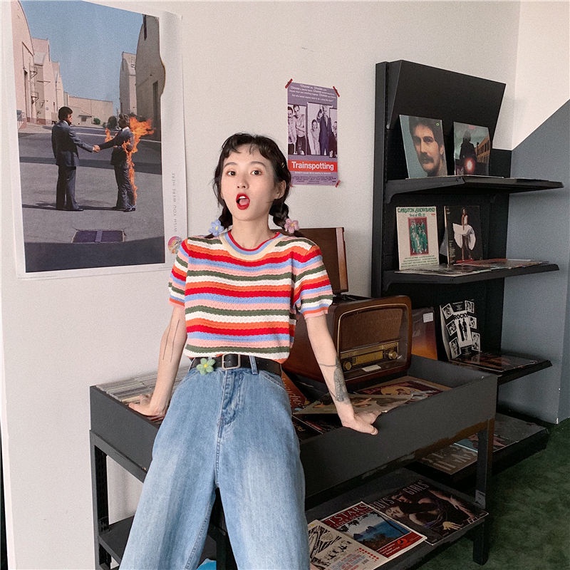 Áo Thun Tay Ngắn Cổ Tròn Hoạ Tiết Kẻ Sọc Màu Sắc Cầu Vồng Trẻ Trung Năng Động