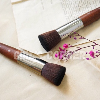 Cọ nền shape ngang Makeup Forever 154