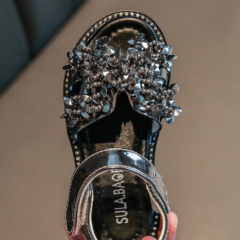Giày sandal kiểu công chúa đính hoa dễ thương xinh xắn thời trang Hàn Quốc cho bé gái