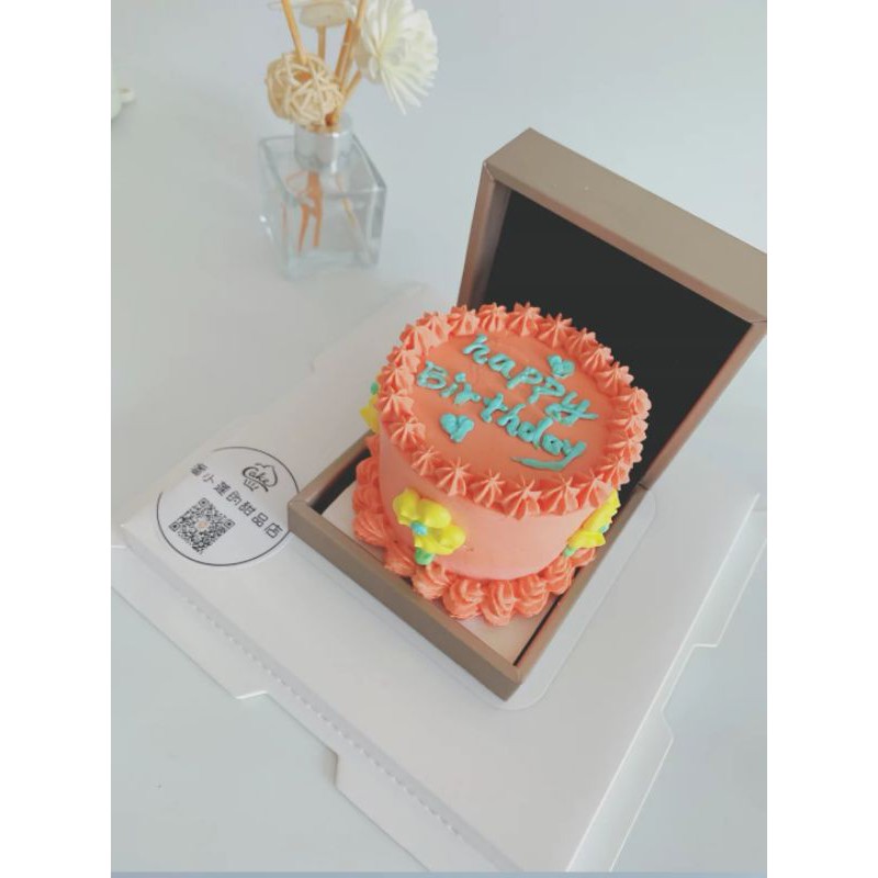hộp bánh kem mini trang trí bánh sinh nhật