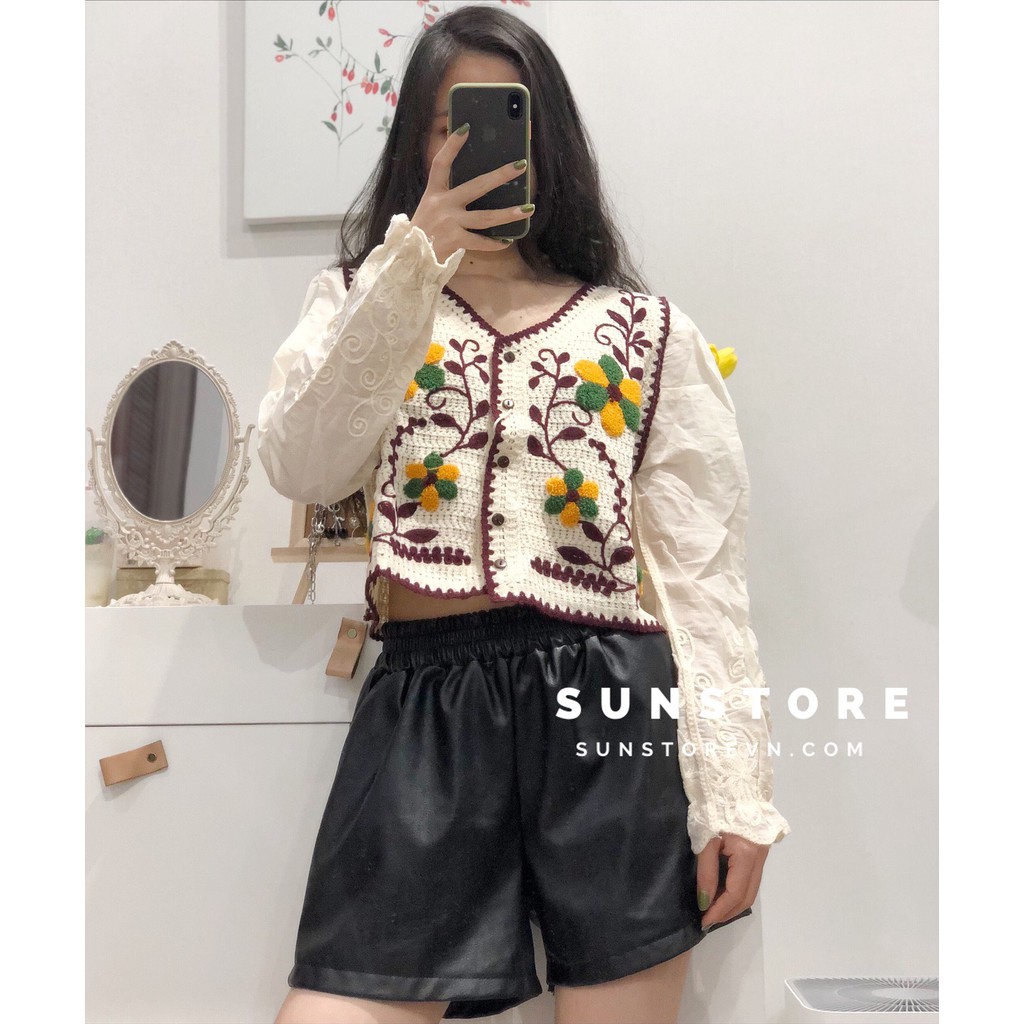 Áo kiểu croptop tay dài phong cách cổ điển thêu hoa lá Ulzzang