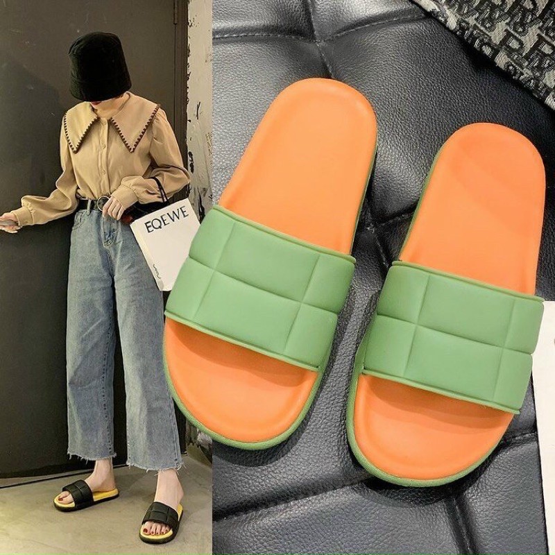 Dép kẻ ô D222